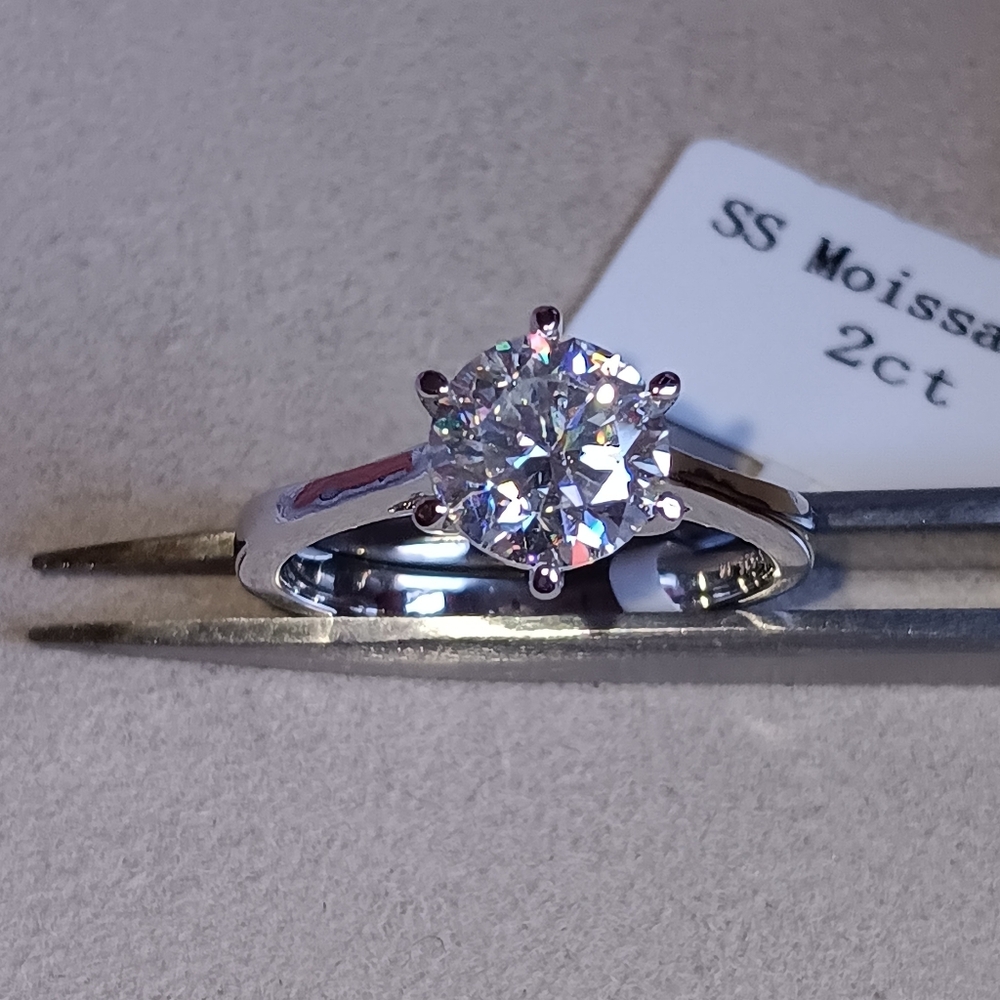 2CT MOSSANITE Solitare Engagement Ring Solid Silver With Rhodium Plate Ring Sz 8